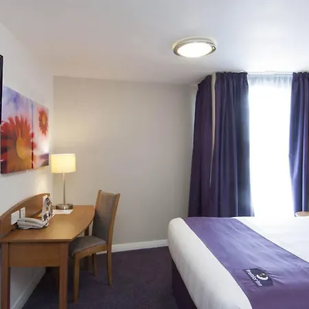 Premier - Aston Hotel 3*